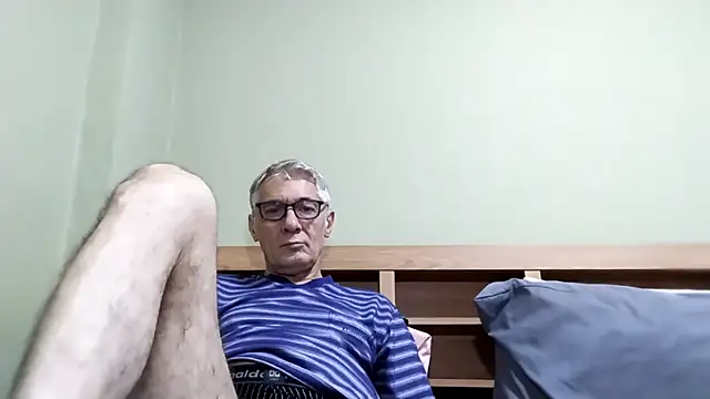 BIGUNCUTHARDCOCK online show from 10.29.25