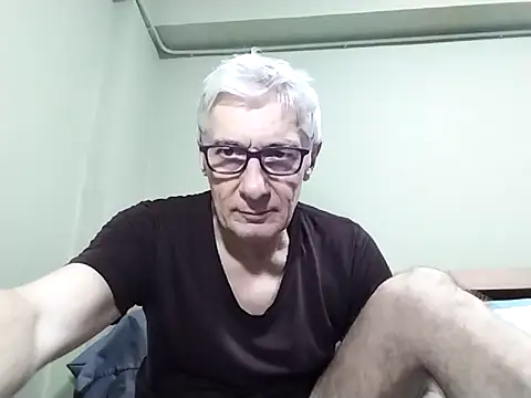 BIGUNCUTHARDCOCK online show from 11.17.25