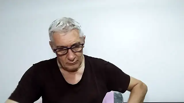 BIGUNCUTHARDCOCK online show from 04.20.26