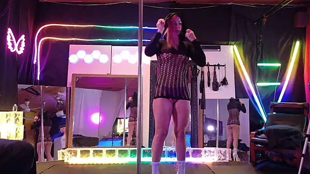 MadisonMarie online show from 01.18.25