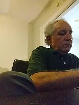 Snapshot of XXCUTHULU23 chatting on 10.28.25 XXCUTHULU23 online show from 10.28.25