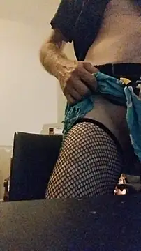 Snapshot of XXCUTHULU23 chatting on 11.19.25 XXCUTHULU23 online show from 11.19.25