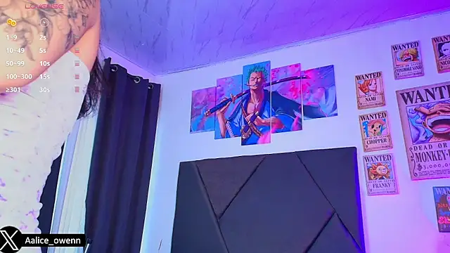 Snapshot of Aliceowenn chatting on 11.11.25 Aliceowenn online show from 11.11.25