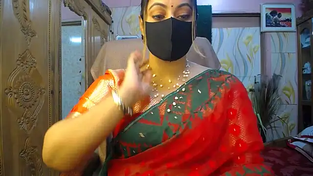 SohanaSabaSexy online show from 12.15.25