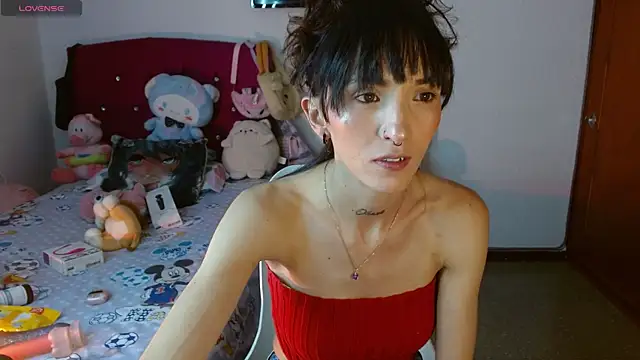 Snapshot of Sakura_and_yuki chatting on 09.11.25 Sakura and yuki online show from 09.11.25