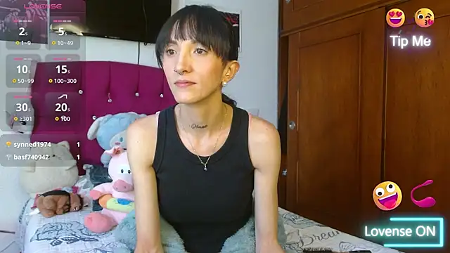 Snapshot of Sakura_and_yuki chatting on 10.19.25 Sakura and yuki online show from 10.19.25