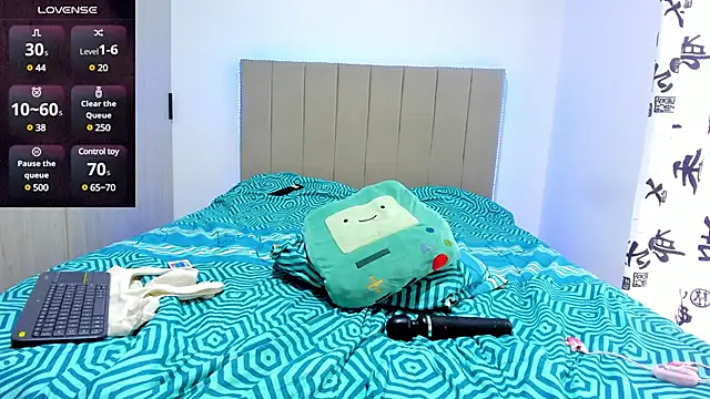 Samyq8 online show from 12.23.24