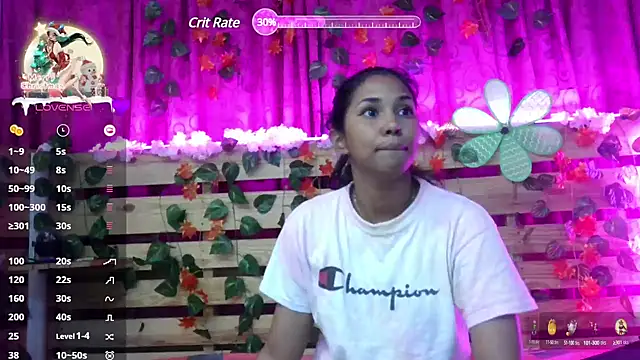 Snapshot of Elsa_Parisi chatting on 12.21.24 Elsa Parisi online show from 12.21.24