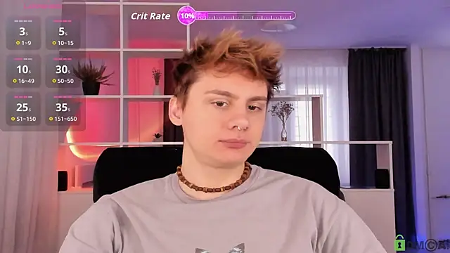 Snapshot of sunnyburn_boy chatting on 11.09.25 sunnyburn boy online show from 11.09.25