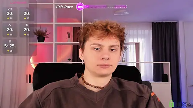 Snapshot of sunnyburn_boy chatting on 11.12.25 sunnyburn boy online show from 11.12.25