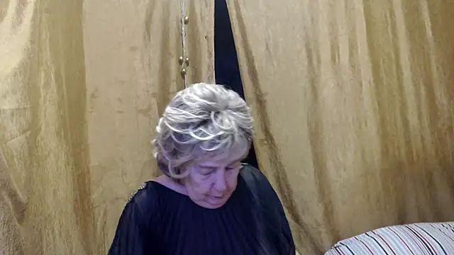  Estelitta 5 online show from 02.19.25