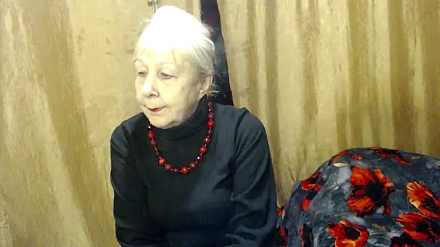  Estelitta 5 online show from 03.17.25