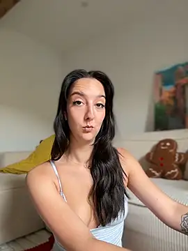  Juliette online show from 05.14.26