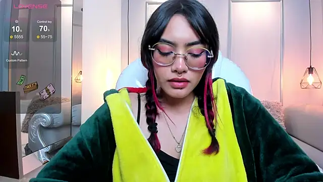 AzuraKindong online show from 01.11.25