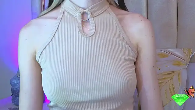 Snapshot of sophiia_grey_1 chatting on 02.27.26 sophiia grey 1 online show from 02.27.26