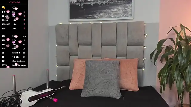 hottie mine  online show from 01.02.25