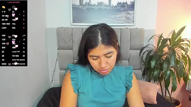 hottie mine  online show from 01.21.25