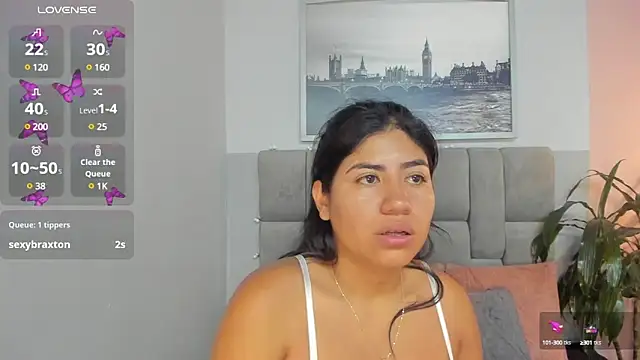 hottie mine  online show from 01.28.25
