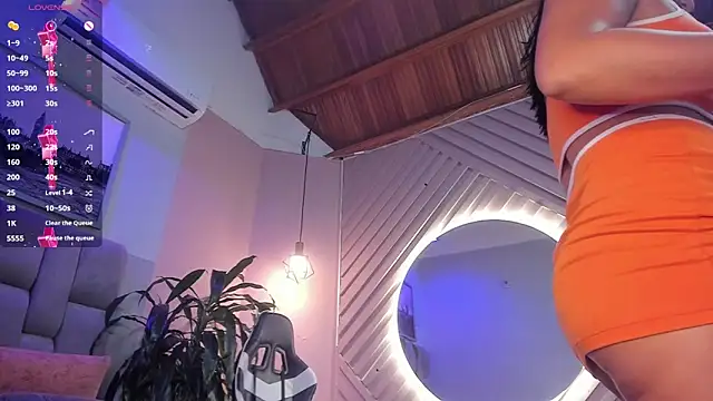 hottie mine  online show from 03.03.25