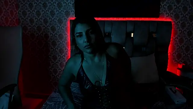 Snapshot of pervert_milf04 chatting on 01.11.25 pervert milf04 online show from 01.11.25