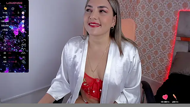 Snapshot of pervert_milf04 chatting on 02.08.25 pervert milf04 online show from 02.08.25