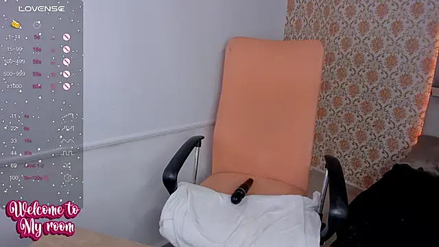 Snapshot of pervert_milf04 chatting on 03.13.25 pervert milf04 online show from 03.13.25