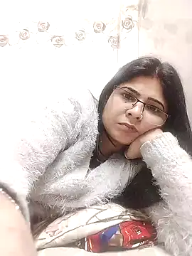 Snapshot of Husnpari20 chatting on 12.24.24 Husnpari20 online show from 12.24.24