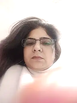 Snapshot of Husnpari20 chatting on 01.03.25 Husnpari20 online show from 01.03.25