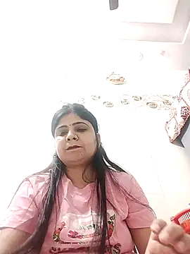 Snapshot of Husnpari20 chatting on 02.19.25 Husnpari20 online show from 02.19.25