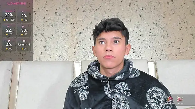 Snapshot of Angel_esteban_fx chatting on 01.26.25 Angel esteban fx online show from 01.26.25