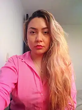 Lufer doll online show from 01.15.26