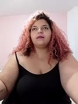 Snapshot of pamelavillaloboss chatting on 03.17.25 pamelavillaloboss online show from 03.17.25