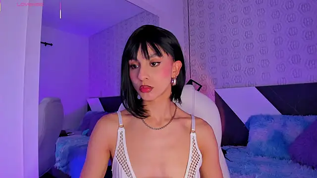 Snapshot of MiissCharlotte chatting on 10.25.25 MiissCharlotte online show from 10.25.25