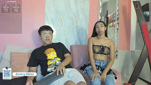 Snapshot of aron_alexa chatting on 01.28.25 aron alexa online show from 01.28.25