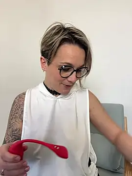 marinella07 online show from 03.13.25