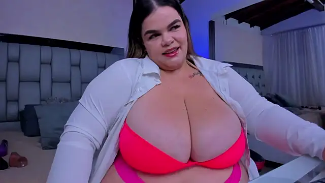 Sara Thompsoon online show from 10.04.25