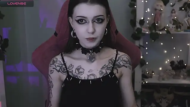 prettybones online show from 06.19.26