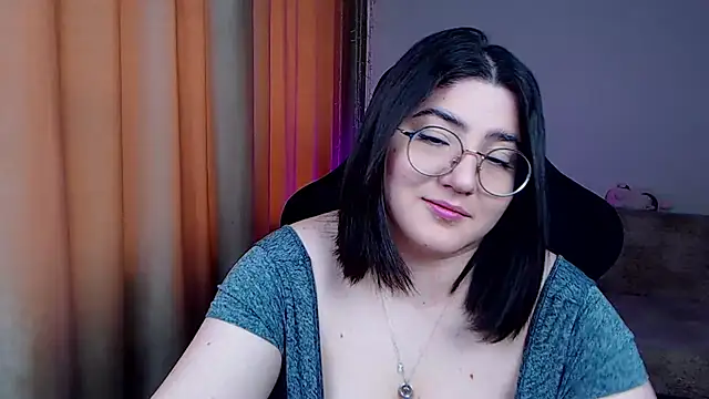 Snapshot of Crazy_Bunya chatting on 04.12.26 Crazy Bunya online show from 04.12.26