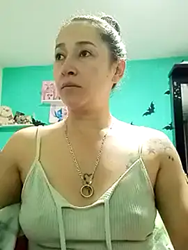 emilypoppy3 online show from 03.13.25