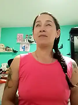 emilypoppy3 online show from 03.14.25