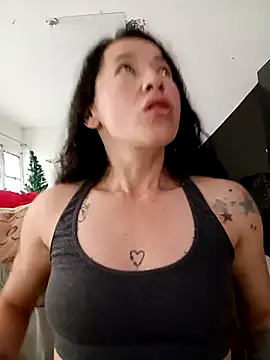 emilypoppy3 online show from 12.05.25