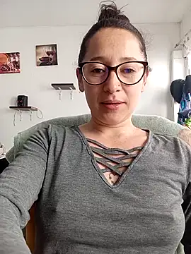 emilypoppy3 online show from 02.27.26