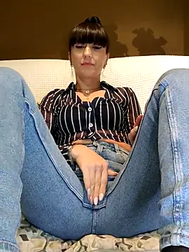 Melody87 online show from 10.27.25