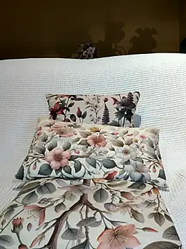 Melody87 online show from 11.20.25