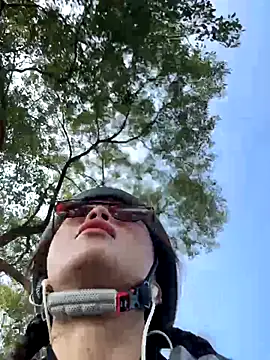 Snapshot of Game_yoyo chatting on 10.28.25 Game yoyo online show from 10.28.25