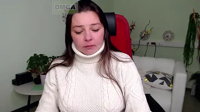 Snapshot of Lily_flower7 chatting on 10.28.25 Lily flower7 online show from 10.28.25