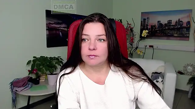 Snapshot of Lily_flower7 chatting on 11.05.25 Lily flower7 online show from 11.05.25