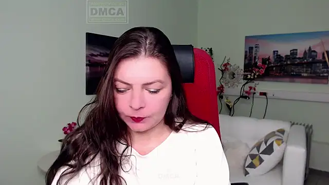 Snapshot of Lily_flower7 chatting on 12.03.25 Lily flower7 online show from 12.03.25