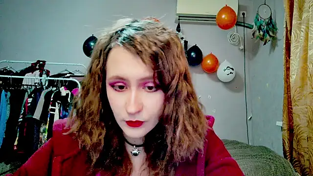 JoannaTompson online show from 10.22.25