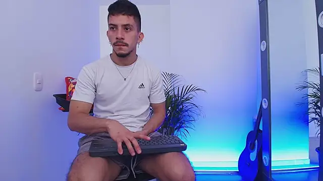 Aron-santoro online show from 11.07.25